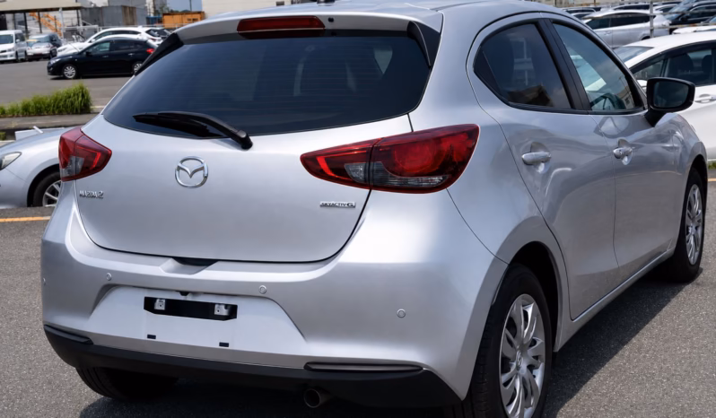 
								MAZDA 2 full									