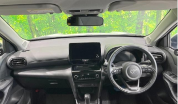 
										TOYOTA YARIS CROSS G full									